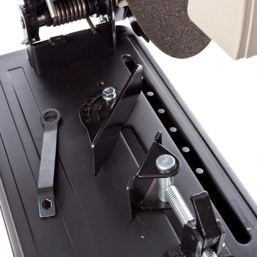 Отрезная пила RedVerg RD-CM355-2300